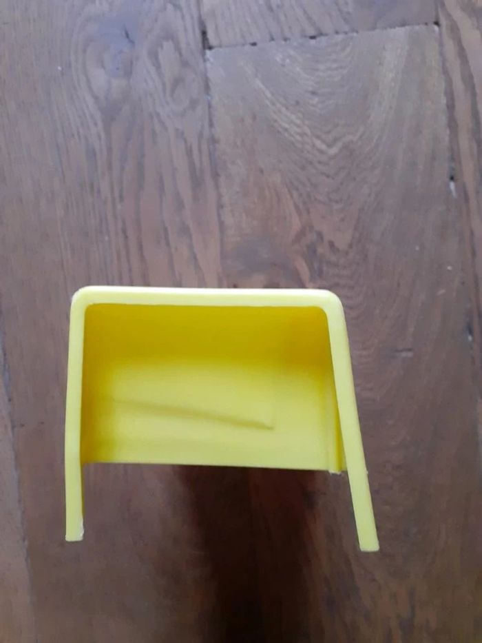 🎀 Canapé sofa jaune Barbie vintage - photo numéro 3