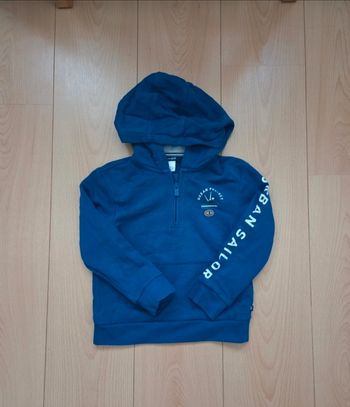 Sweat  à capuche okaidi 6 ans