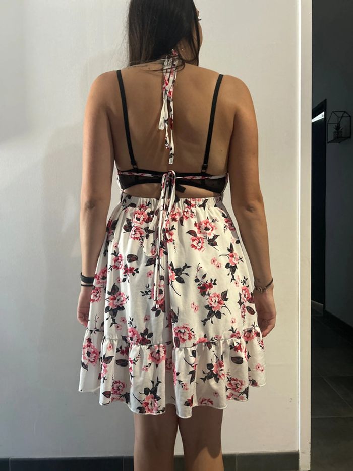 Robe SHEIN - photo numéro 2