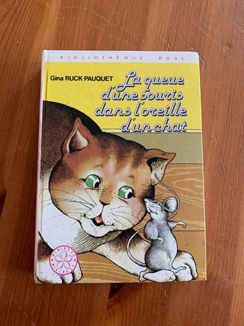 Livre bibliothèque rose : la queue d’une souris dans l’oreille d’un chat