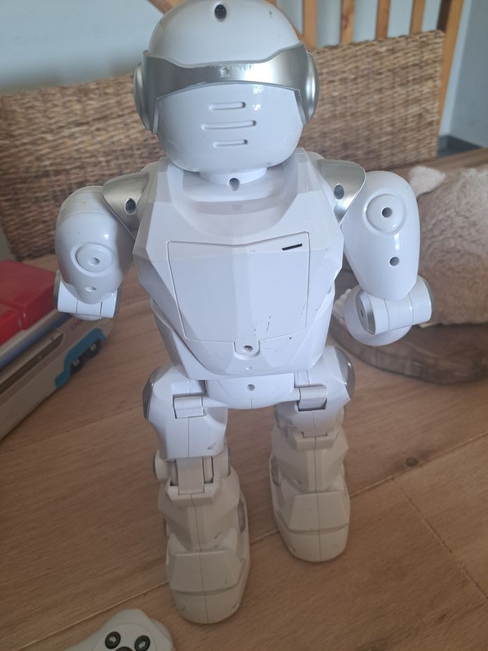 Robot télécommande - photo numéro 5