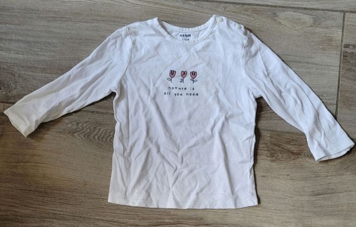 Lot de 4 t-shirts manches longues  taille 18 mois - photo numéro 4
