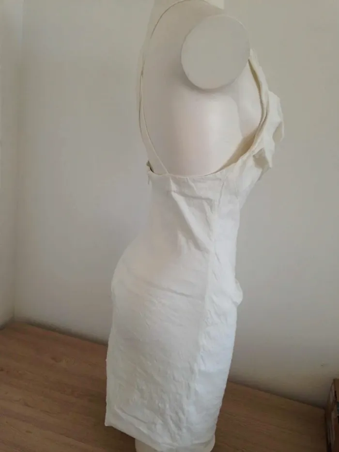 Robe sans manches dos nu drapée en lin M 38 Zara - photo numéro 6