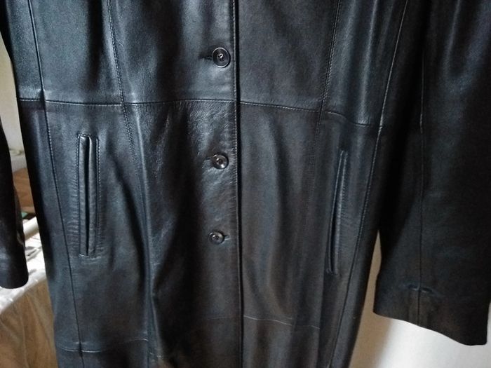 Manteau long en cuir - photo numéro 4