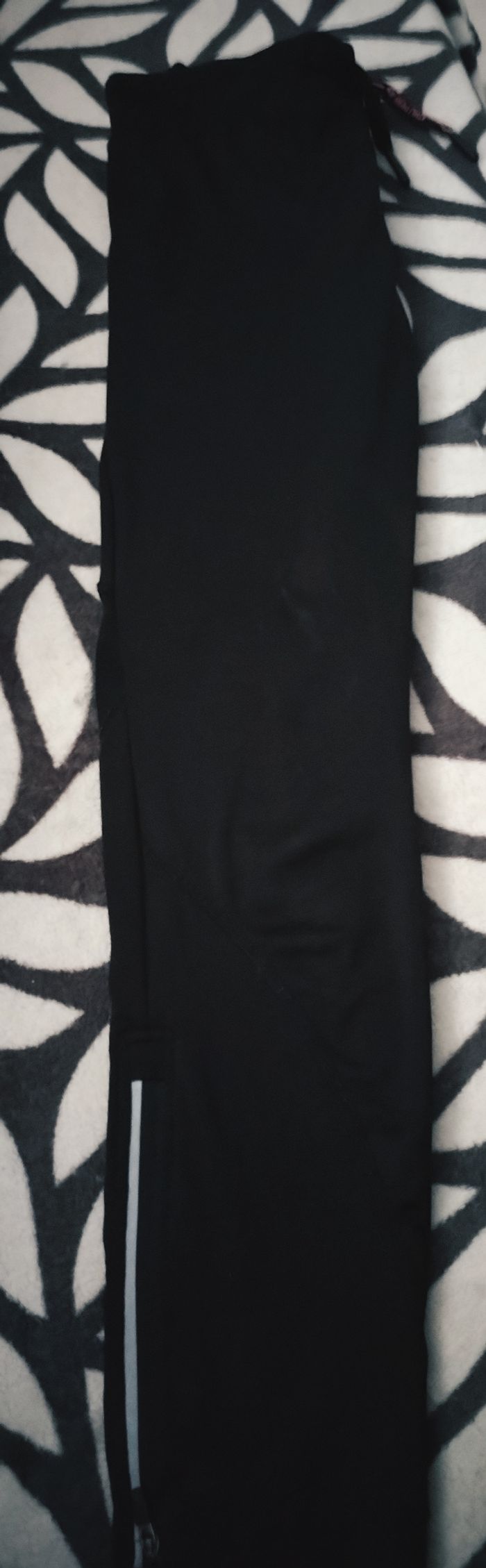 Leeging/pantalon de sport noir "Décathlon" en très bon état - photo numéro 5