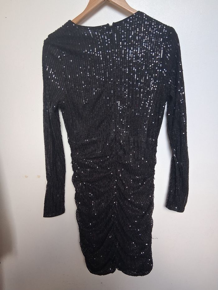 Magnifique robe pour les fêtes ou soirée femme taille S - photo numéro 2