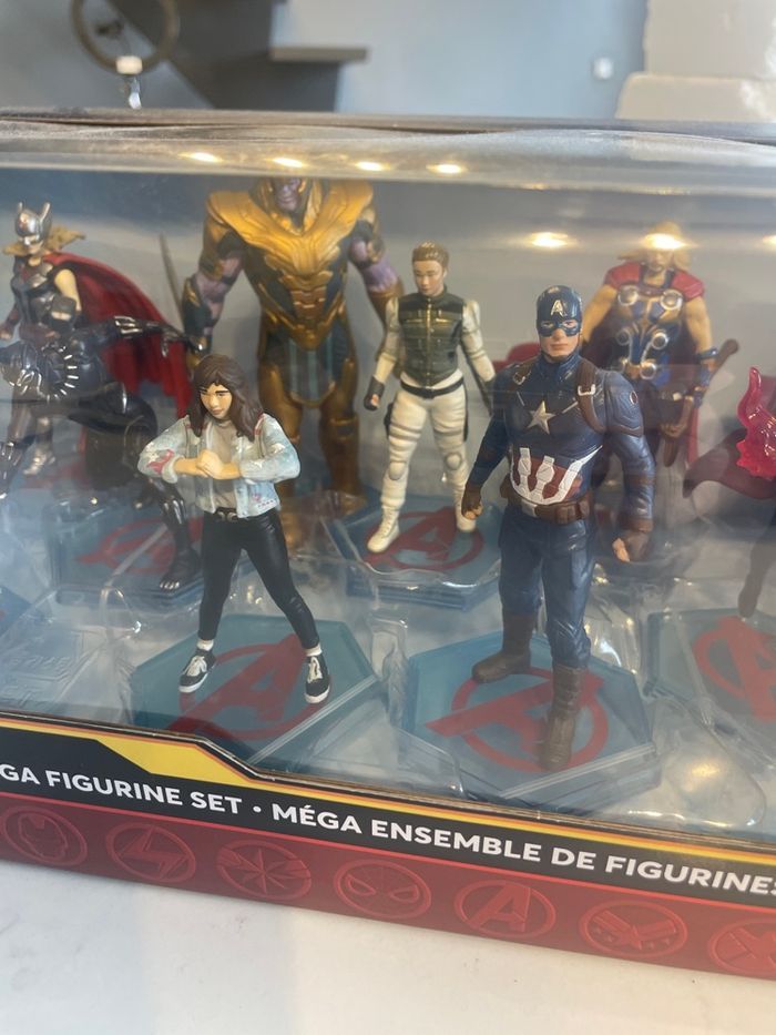 Figurines Marvel Disney - photo numéro 2