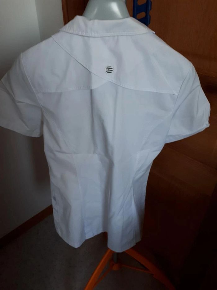 Blouse esthétique - photo numéro 2