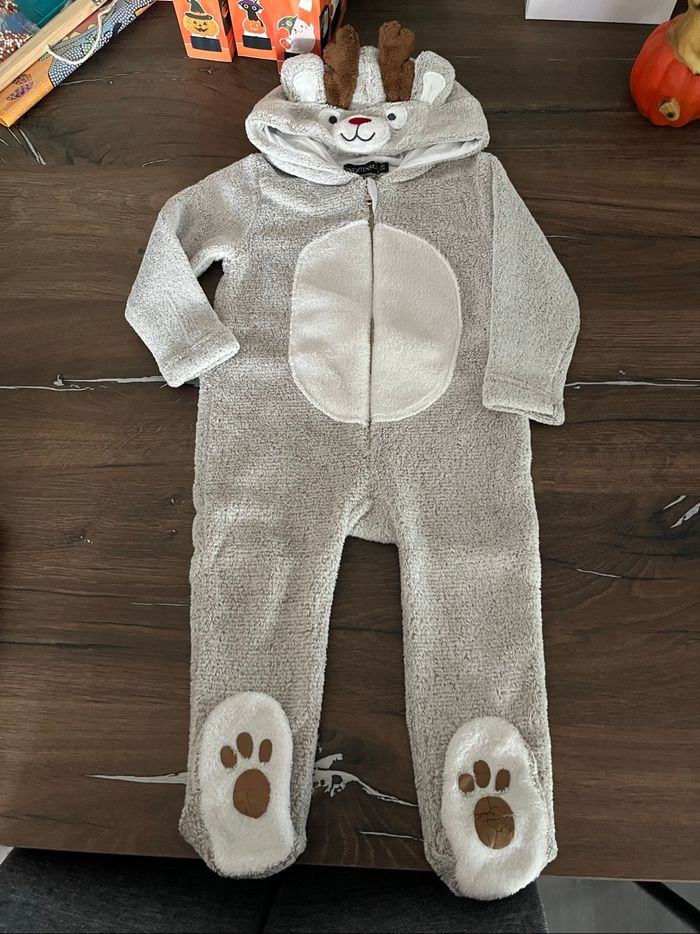 Sur pyjama renne de Noël