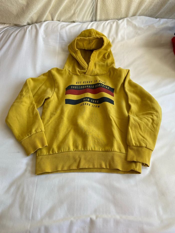 Pull à capuche