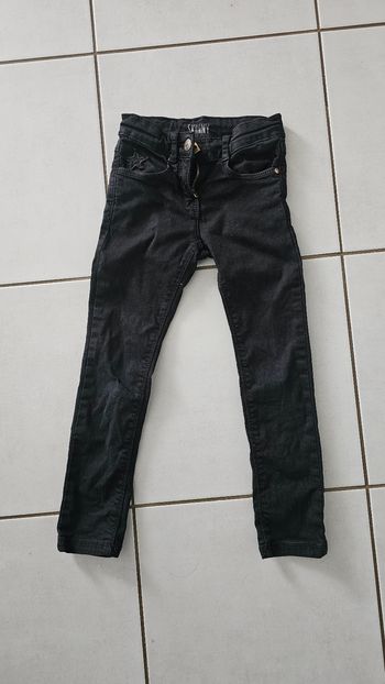Pantalon 👧🏽 4ans