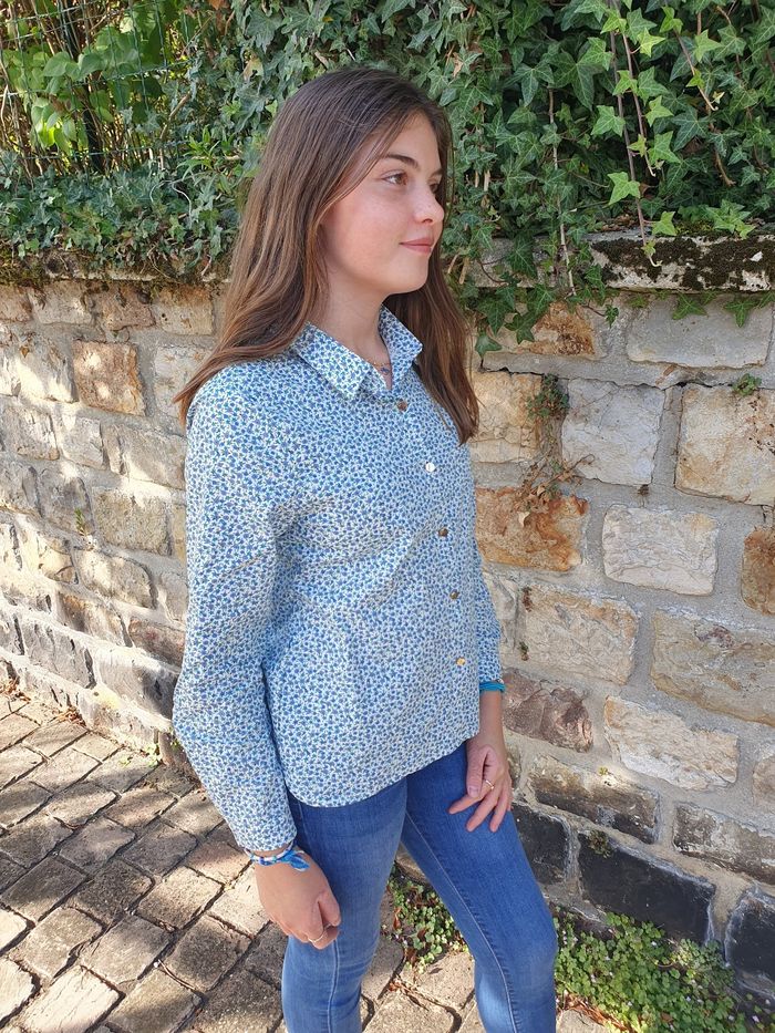 Chemise fleurie Lille bleu Taille 14 ans - photo numéro 2