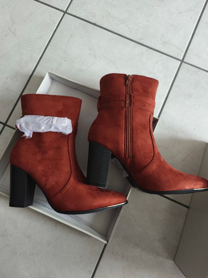 Bottines à talons femme neuves