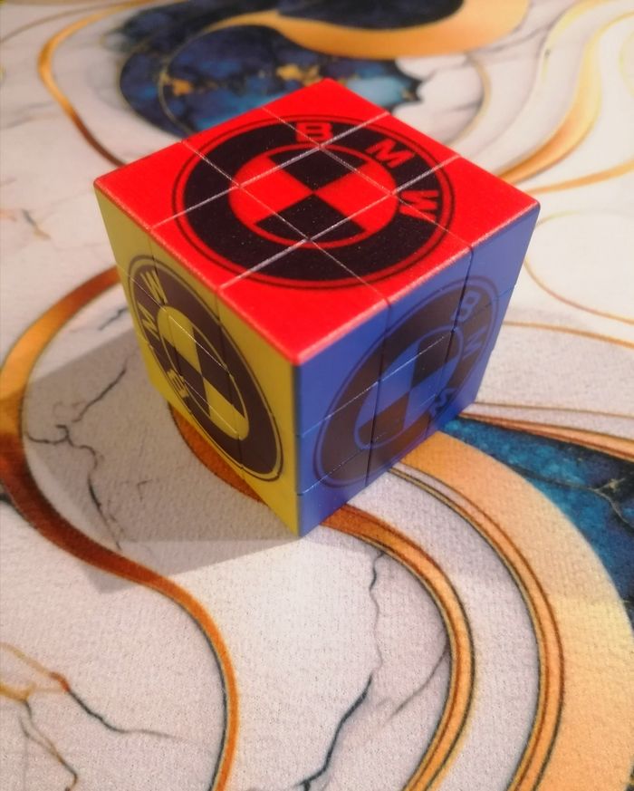 Cube magique BMW - photo numéro 3