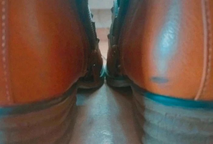 Jolie Bottines en taille 38 couleur camel petit talon - photo numéro 7