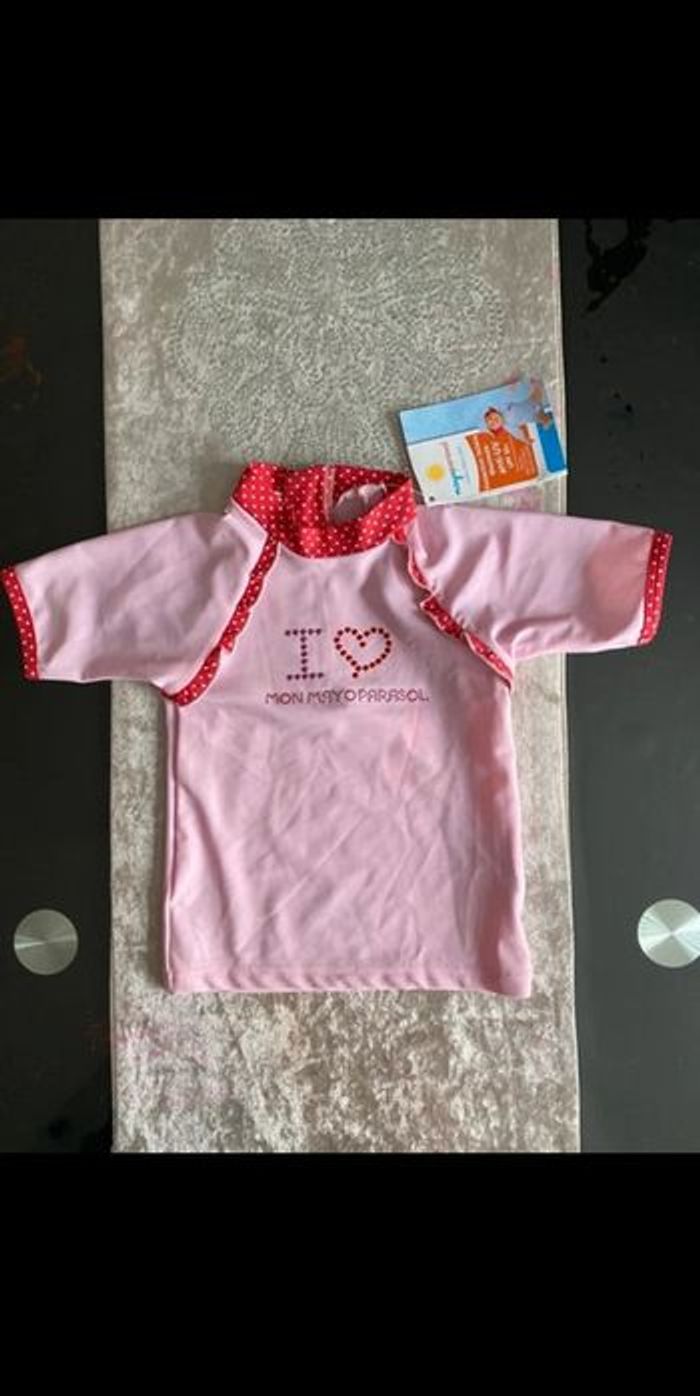 Maillot de bain anti UV 18/24 mois neuf