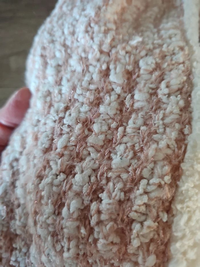 Lot de 2 bonnets fille plus moufle et echarpe - photo numéro 7