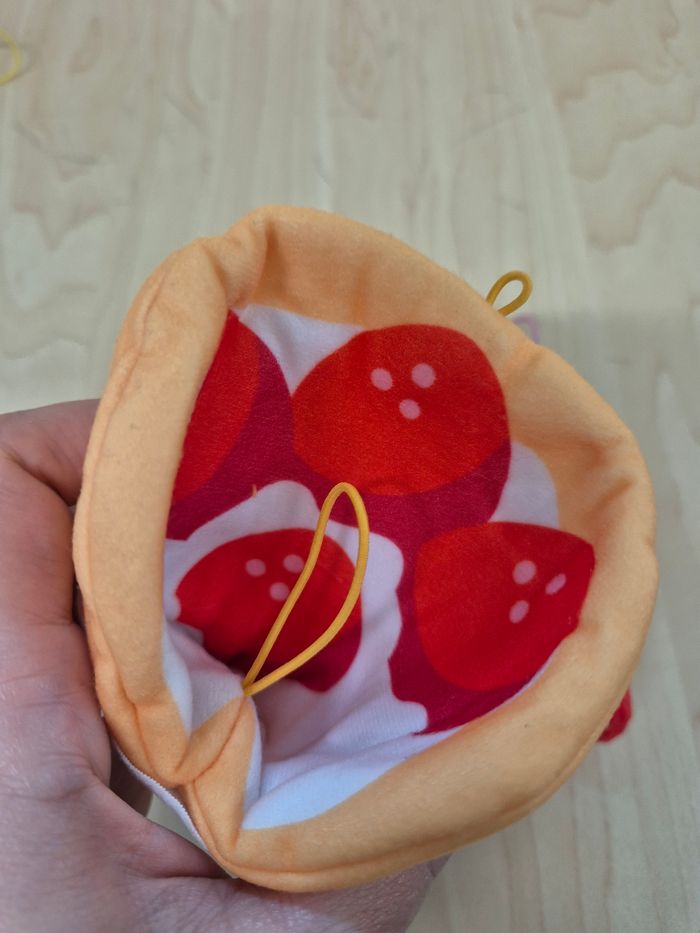 Mascotte Kirby crêpe : fraises - photo numéro 5