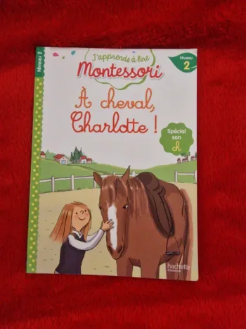Livre j'apprends à lire à cheval Charlotte