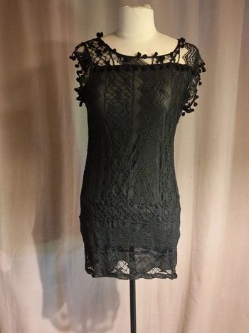 Robe dentelle noir