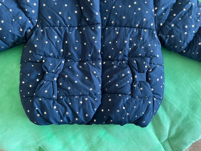 Doudoune bleu avec étoiles 2ans - photo numéro 3