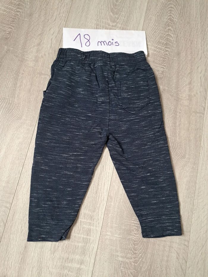 Pantalon survetement 18 mois - photo numéro 2