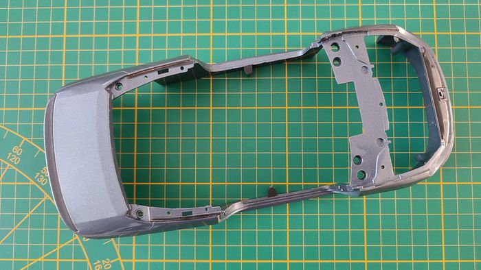 Carcasse carrosserie pièce miniature Peugeot 307 CC Solido miniature 1/18 1/18e 1/18eme #B71