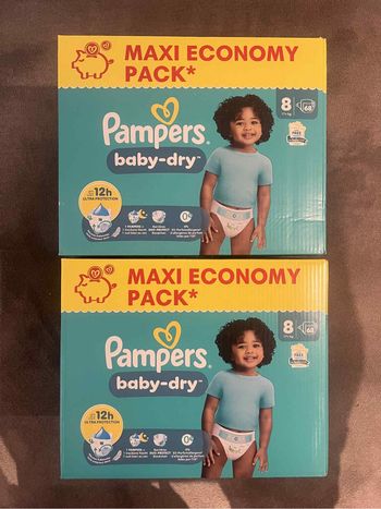 Pampers taille 8 maxi pack (2 cartons)