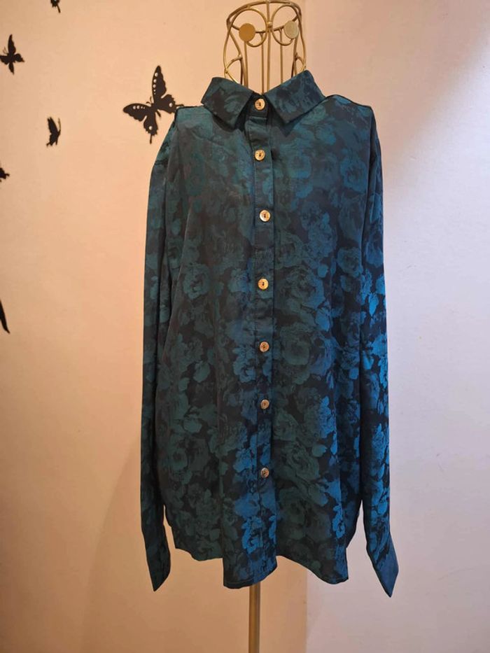 Chemise fleurie