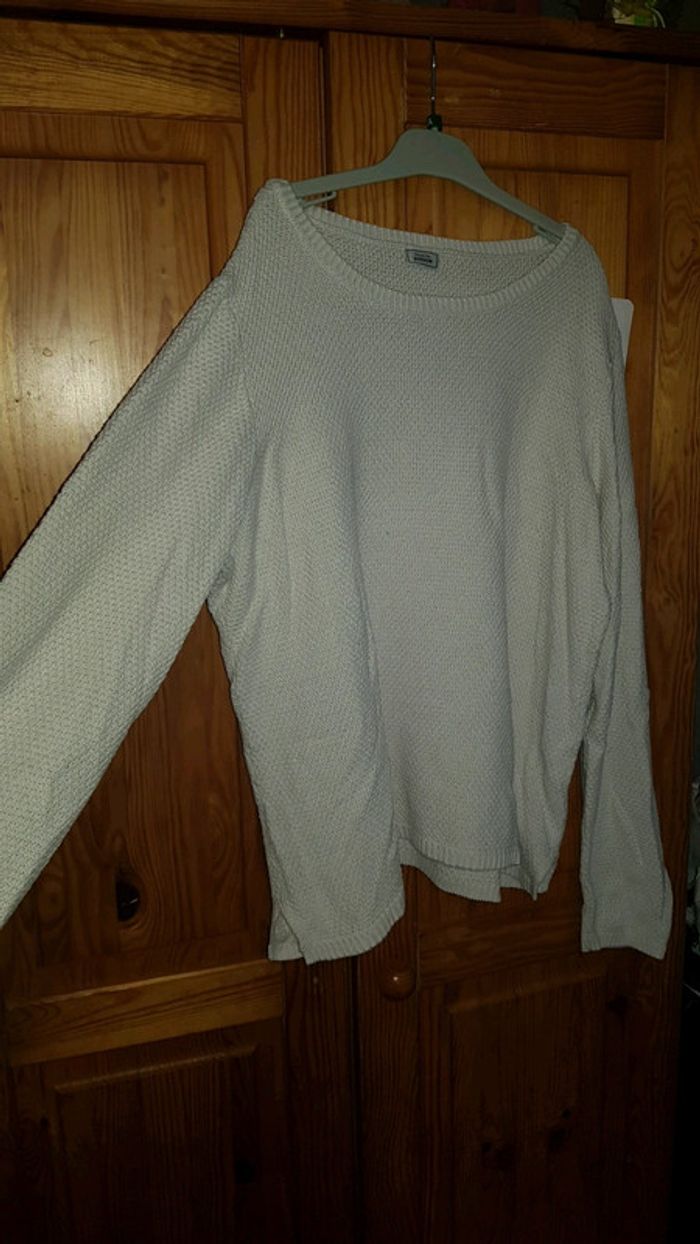 Pull beige/blanc - photo numéro 2