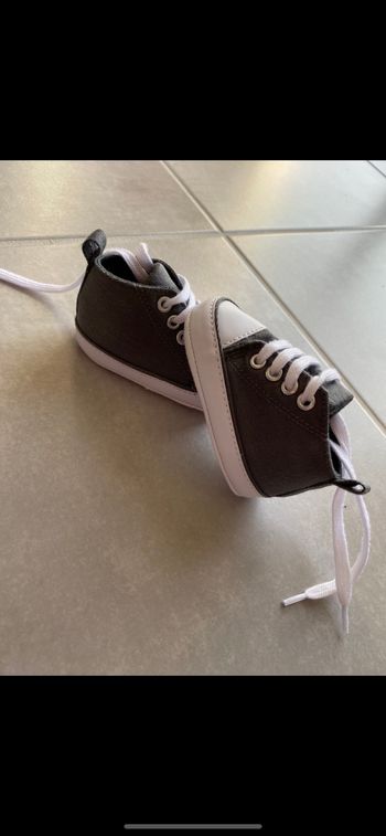 Chaussures bébé garçon 0-6 mois Neuve