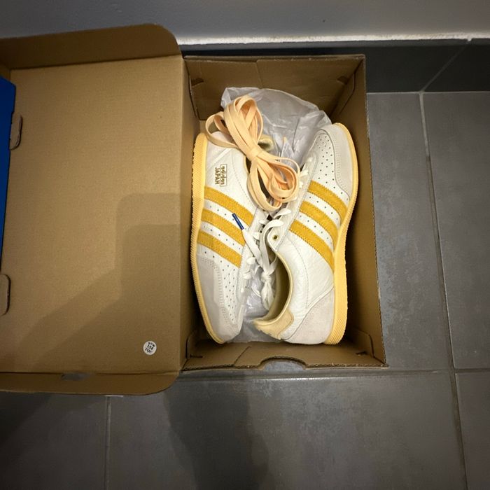 Adidas Japan W blanche et jaune neuf avec étiquette taille 38 - photo numéro 3