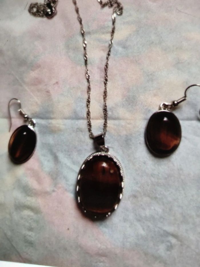 Pendentif pierre œil du tigre avec boucles d'oreilles