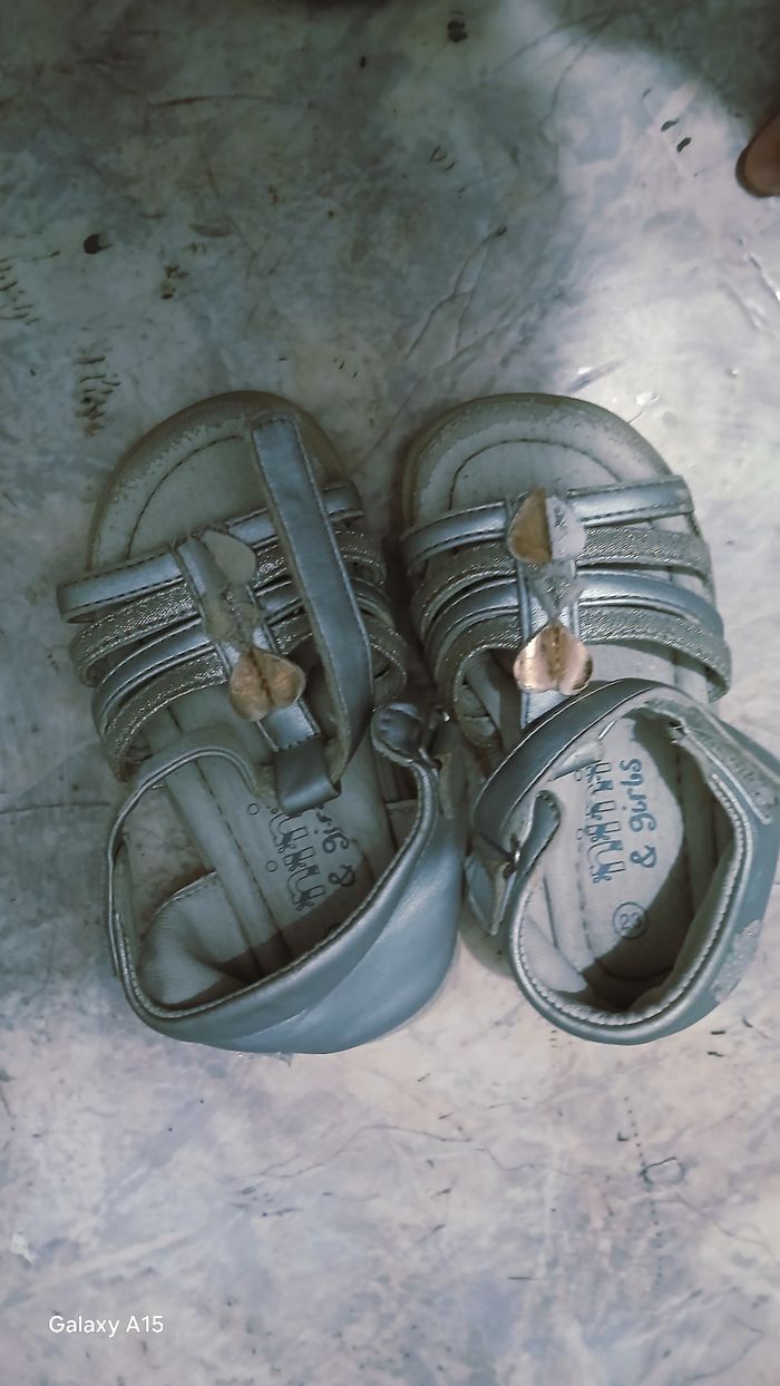 Lots de chaussures filles taille 24 - photo numéro 2