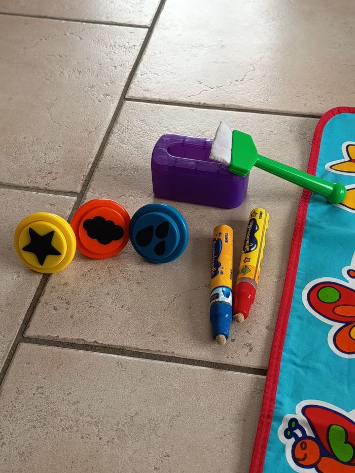 Tapis aquadoodle arc en ciel - photo numéro 3