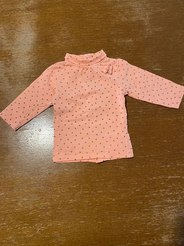 T-shirt col roulé abricot