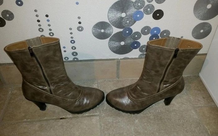 Bottines Pointure 41 - photo numéro 2