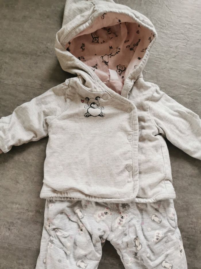 Ensemble Jogging bébé fille 3 mois - photo numéro 2