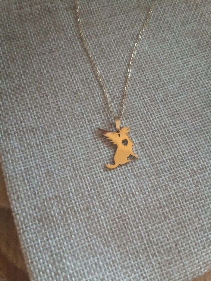 Collier ange chien ailé