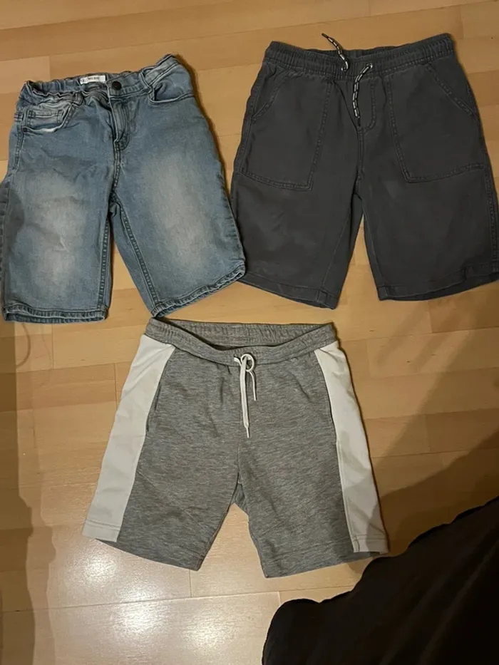 Lot 3 bermuda 12 ans