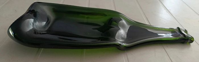 Plateau/Vide-Poche Upcycling | Bouteille de Vin Écrasée Unique | Déco & Apéritif - photo numéro 3