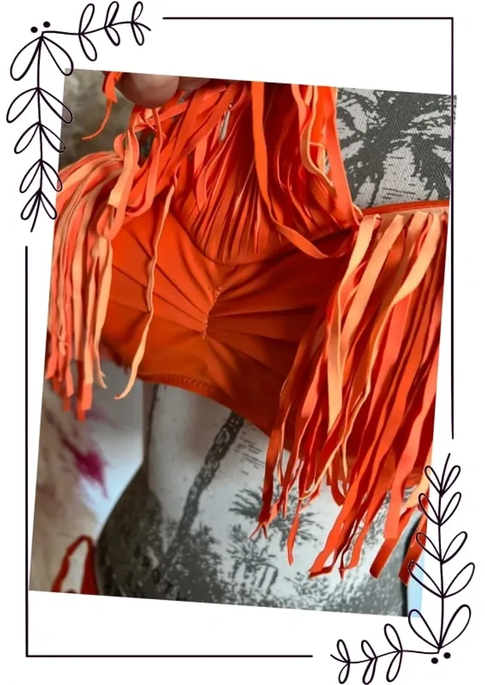 Bikini orange à frange - photo numéro 7