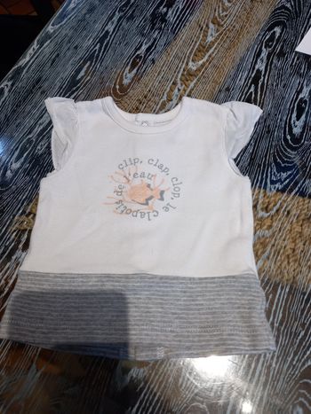 Haut sans manche 1 mois