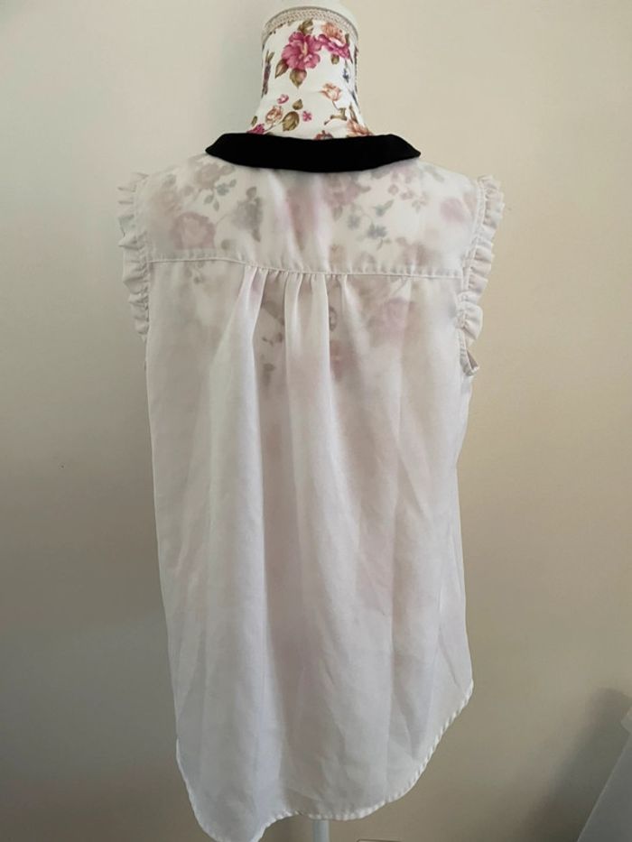 Haut blanc à col rond noir - photo numéro 5