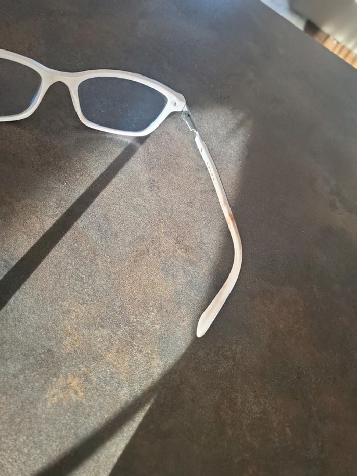 Lunettes - photo numéro 3