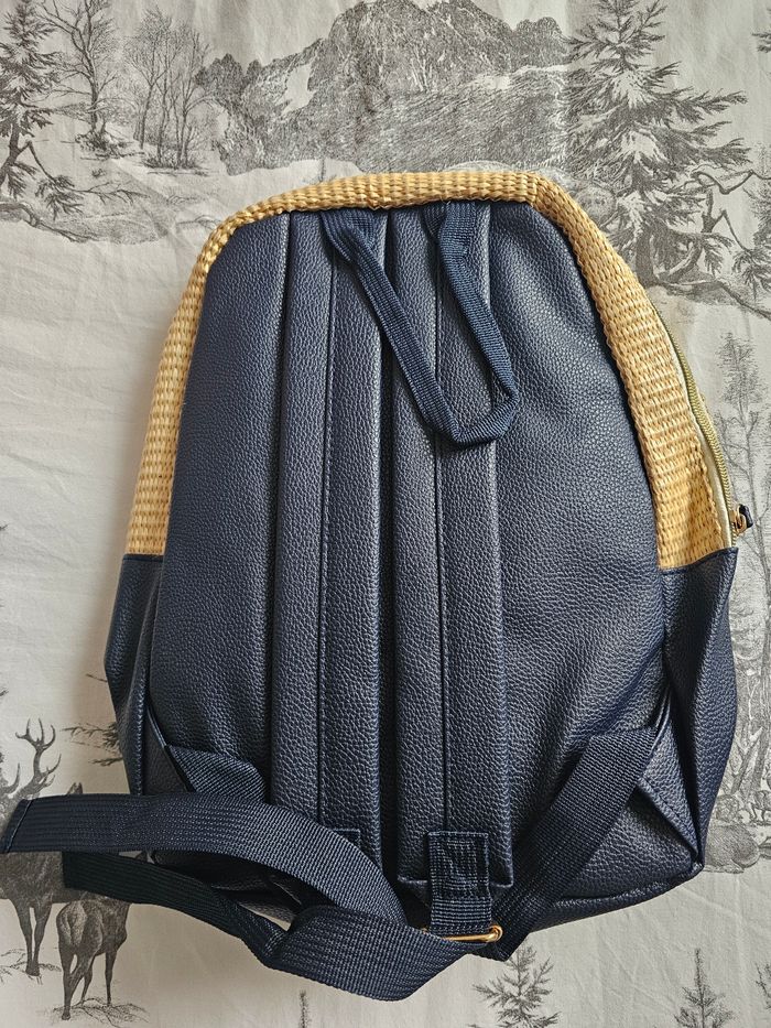 Sac a dos - photo numéro 2