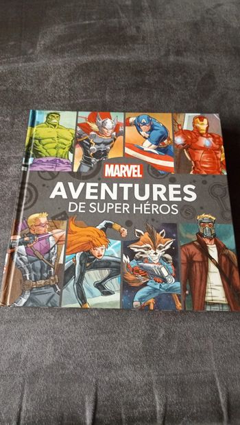 Aventures de super héros Marvel
