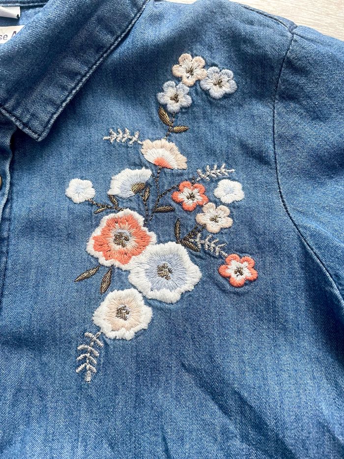 Chemise en jeans à broderies 4 ans - photo numéro 8