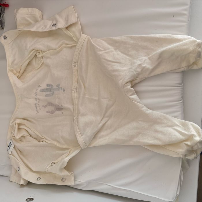 Pyjama 1mois - photo numéro 2