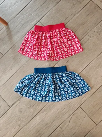 Lot de 2 jupes d'été identiques 3 ans